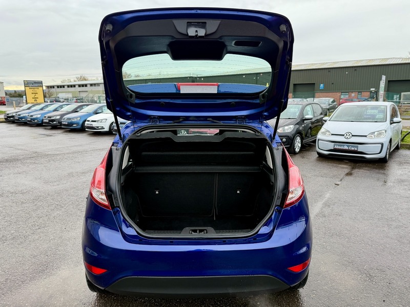 Used Ford Fiesta 2015 for sale - 76686892: Photo 13