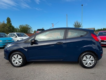Used Ford Fiesta 2014 for sale - 76500578: Photo