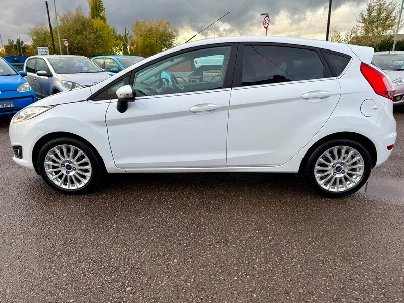 Used Ford Fiesta 2014 for sale - 76500590: Photo 10