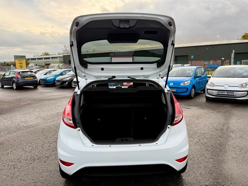 Used Ford Fiesta 2014 for sale - 76500590: Photo 13