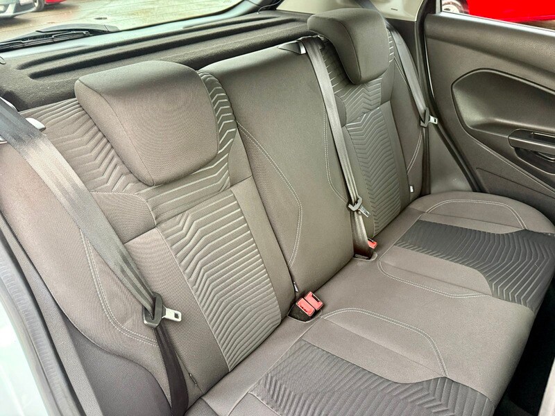 Used Ford Fiesta 2014 for sale - 76500590: Photo 17