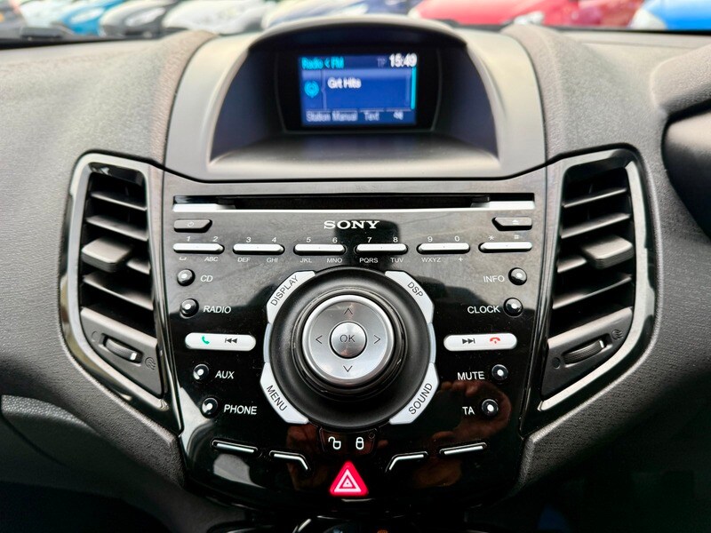 Used Ford Fiesta 2014 for sale - 76500590: Photo 21