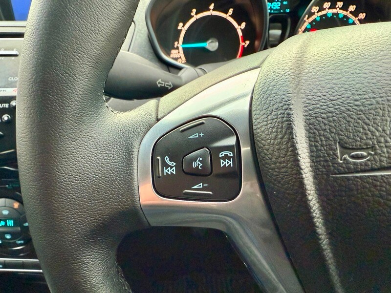 Used Ford Fiesta 2014 for sale - 76500590: Photo 27