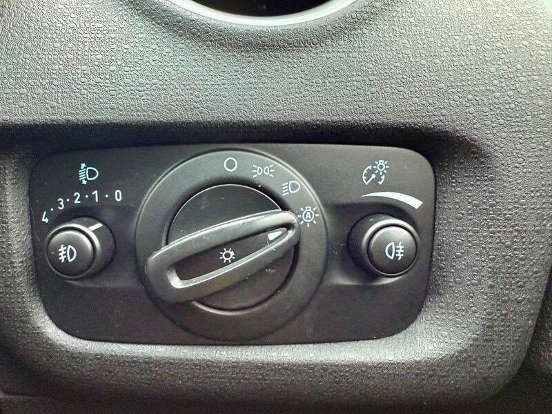 Used Ford Fiesta 2014 for sale - 76500590: Photo 29