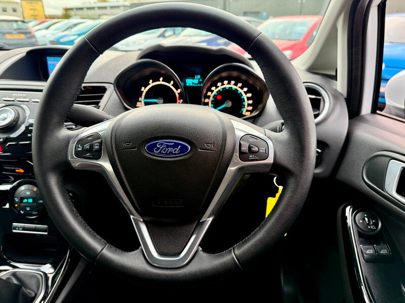 Used Ford Fiesta 2014 for sale - 76500590: Photo 31