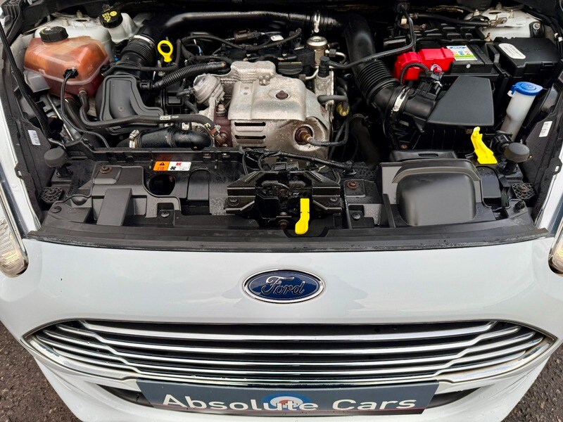 Used Ford Fiesta 2014 for sale - 76500590: Photo 32