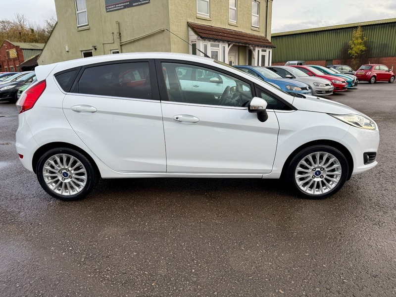 Used Ford Fiesta 2014 for sale - 76500590: Photo 4