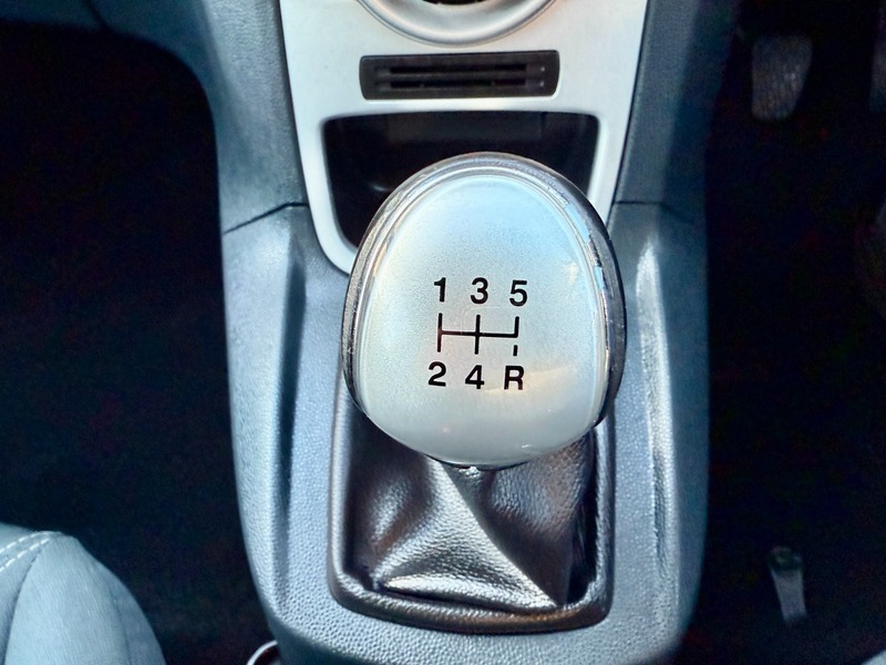 Used Ford Fiesta 2011 for sale - 76740898: Photo 22