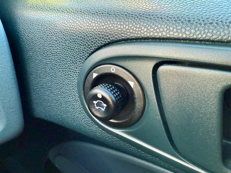 Used Ford Fiesta 2011 for sale - 76740898: Photo 27