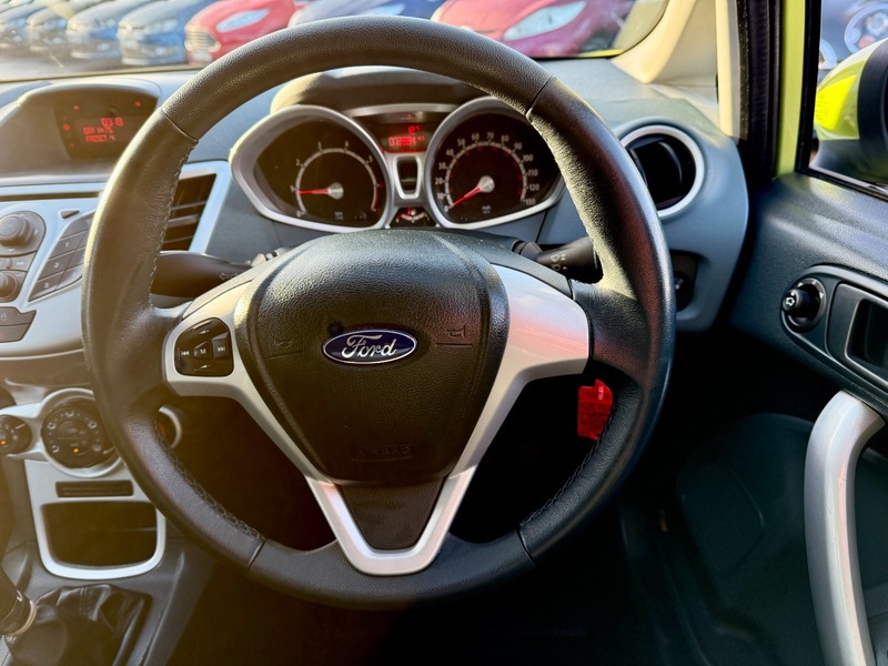 Used Ford Fiesta 2011 for sale - 76740898: Photo 29
