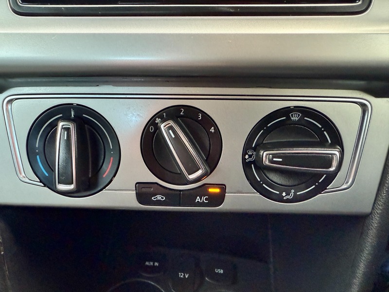 Used Volkswagen Polo 2017 for sale - 76500616: Photo 23