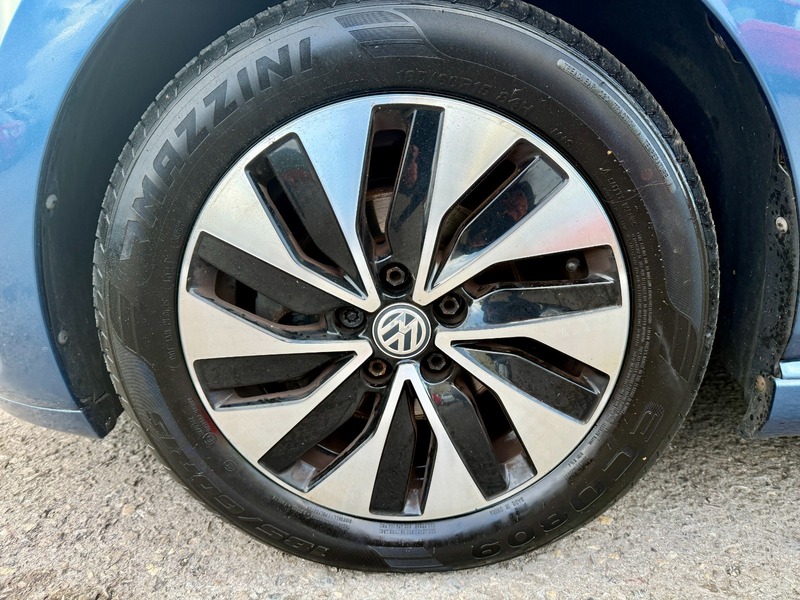 Used Volkswagen Polo 2017 for sale - 76500616: Photo 9