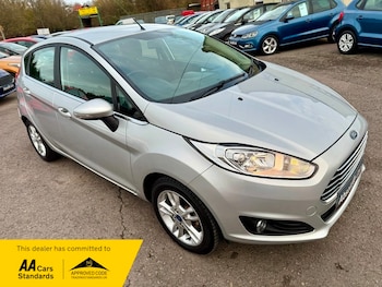 Used Ford Fiesta 2015 for sale - 76570796: Photo