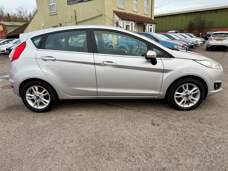 Used Ford Fiesta 2015 for sale - 76570796: Photo 4