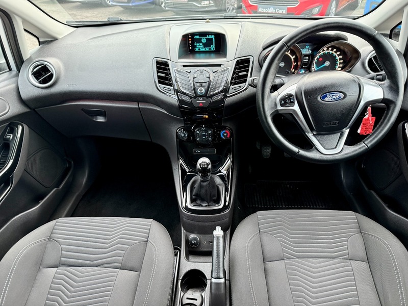 Used Ford Fiesta 2015 for sale - 76570796: Photo 5