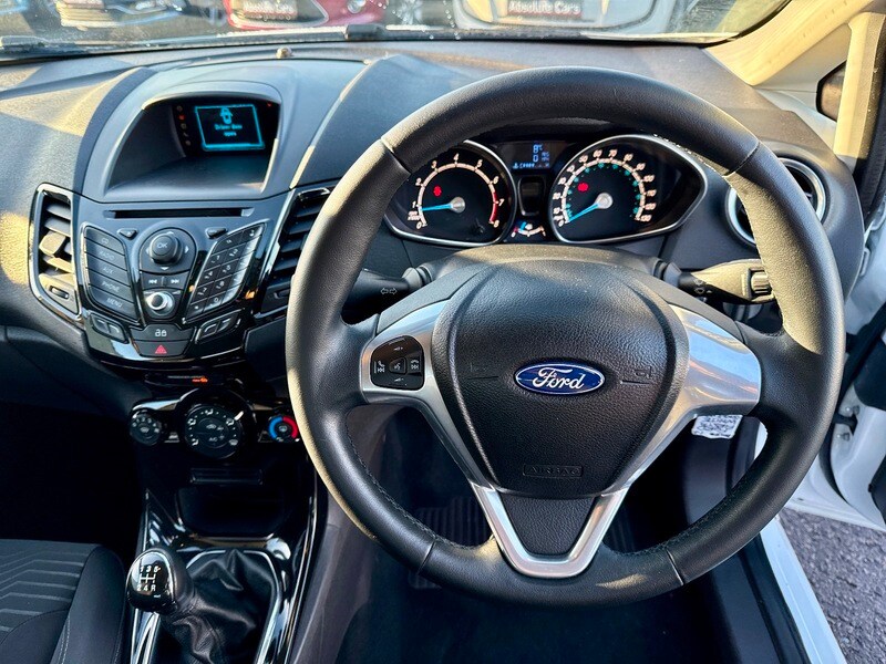 Used Ford Fiesta 2013 for sale - 76784656: Photo 10