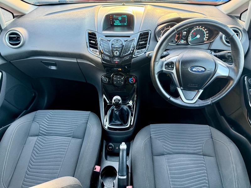 Used Ford Fiesta 2015 for sale - 76605342: Photo 5