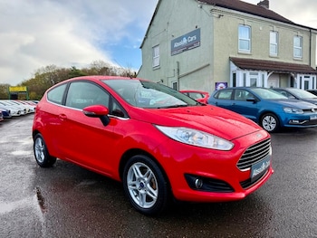 2014 - 1.25 82 Zetec 3dr