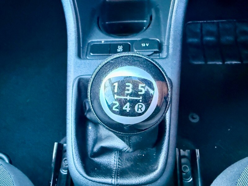 Used Volkswagen up! 2015 for sale - 76500596: Photo 23