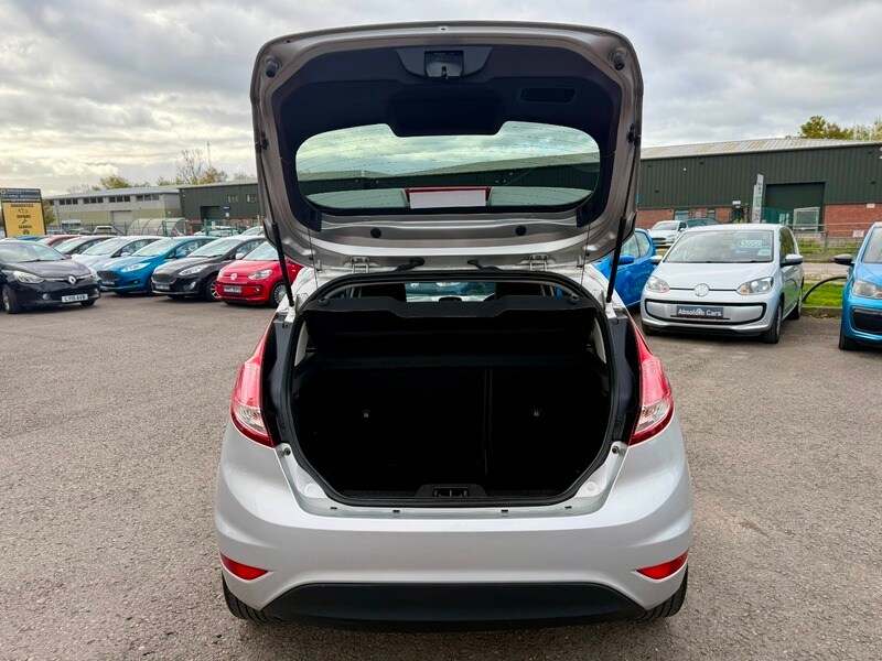 Used Ford Fiesta 2014 for sale - 76500591: Photo 13