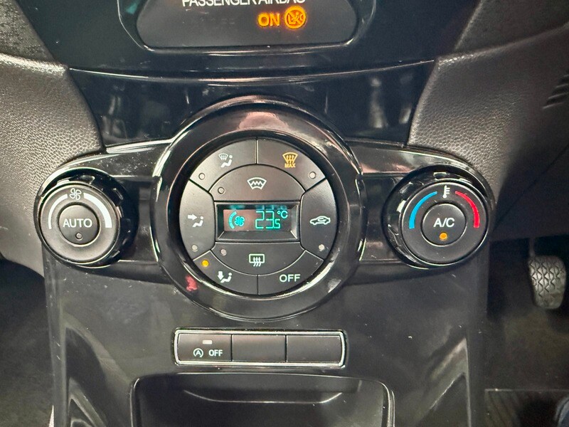 Used Ford Fiesta 2014 for sale - 76500591: Photo 22