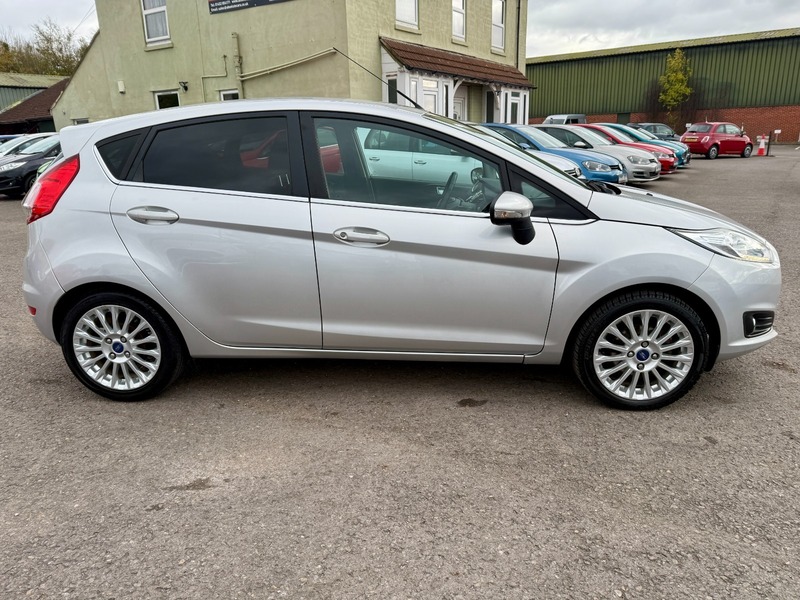 Used Ford Fiesta 2014 for sale - 76500591: Photo 4