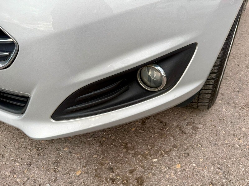 Used Ford Fiesta 2014 for sale - 76500591: Photo 7