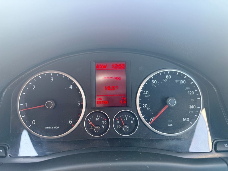 Used Volkswagen Tiguan 2009 for sale - 76500554: Photo 22