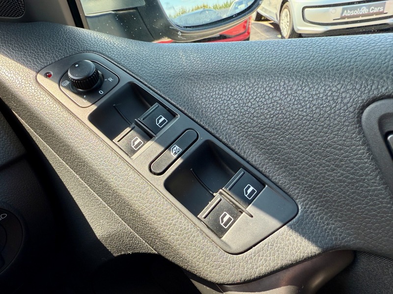 Used Volkswagen Tiguan 2009 for sale - 76500554: Photo 33