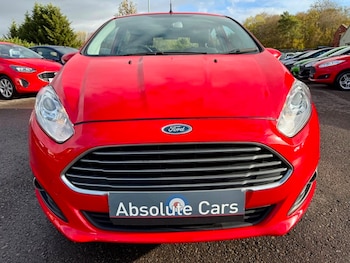 Used Ford Fiesta 2015 for sale - 76500585: Photo