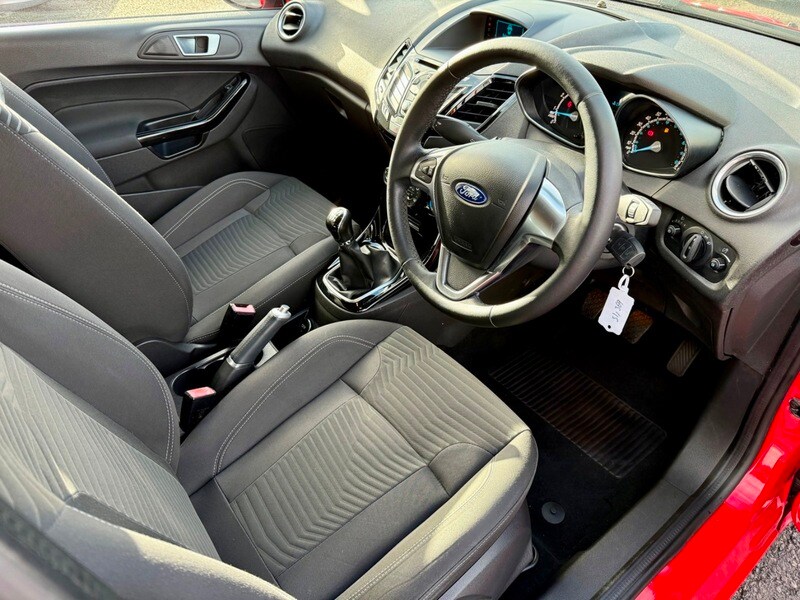 Used Ford Fiesta 2015 for sale - 76500585: Photo 9