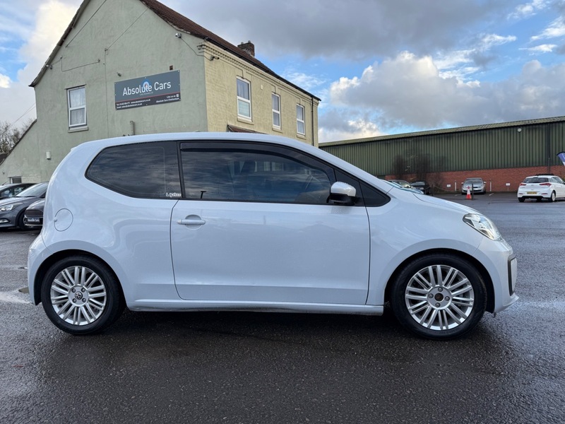Used Volkswagen up! 2017 for sale - 76583023: Photo 2