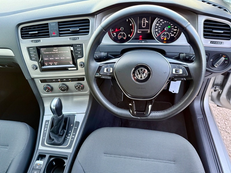 Used Volkswagen Golf 2014 for sale - 76655568: Photo 3
