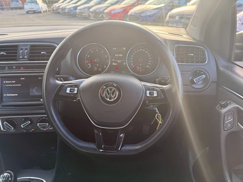 Used Volkswagen Polo 2014 for sale - 76643124: Photo 33