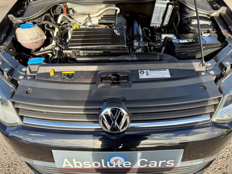 Used Volkswagen Polo 2014 for sale - 76643124: Photo 34