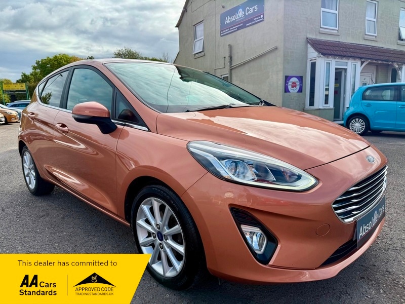 Used Ford Fiesta 2017 for sale - 76500572: Photo 1