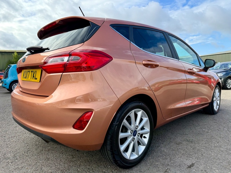 Used Ford Fiesta 2017 for sale - 76500572: Photo 4