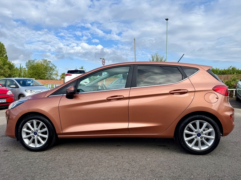 Used Ford Fiesta 2017 for sale - 76500572: Photo 9