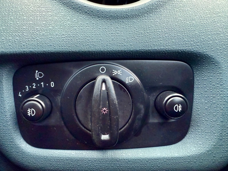 Used Ford Fiesta 2010 for sale - 76500584: Photo 28