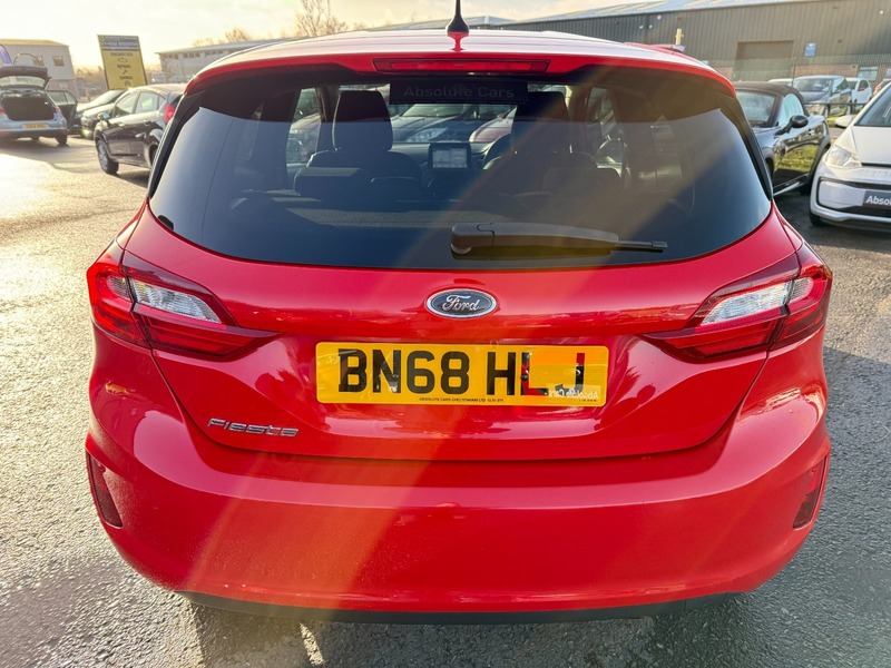 Used Ford Fiesta 2018 for sale - 76740911: Photo 3