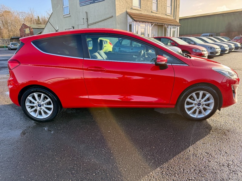 Used Ford Fiesta 2018 for sale - 76740911: Photo 4