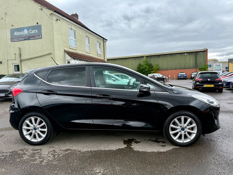 Used Ford Fiesta 2017 for sale - 76500564: Photo 10