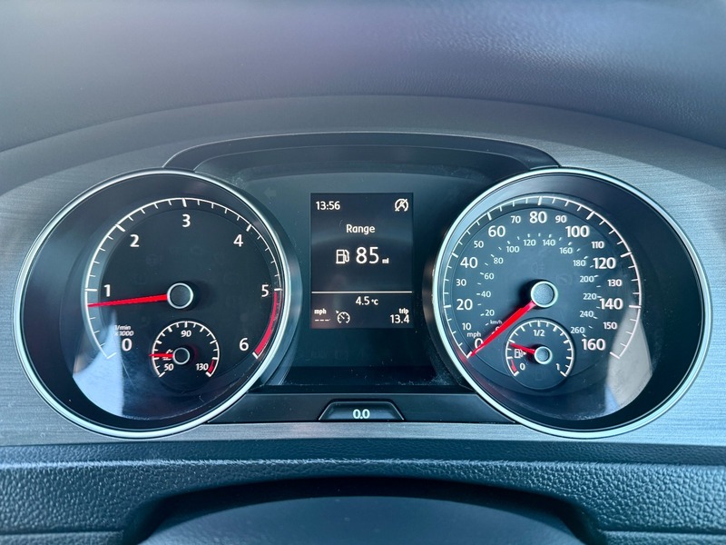 Used Volkswagen Golf 2013 for sale - 76655573: Photo 23