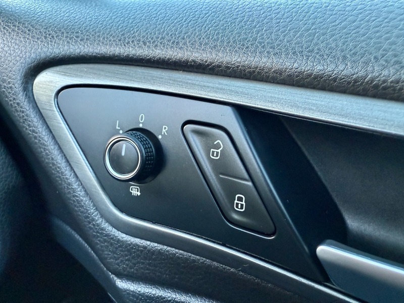 Used Volkswagen Golf 2013 for sale - 76655573: Photo 32