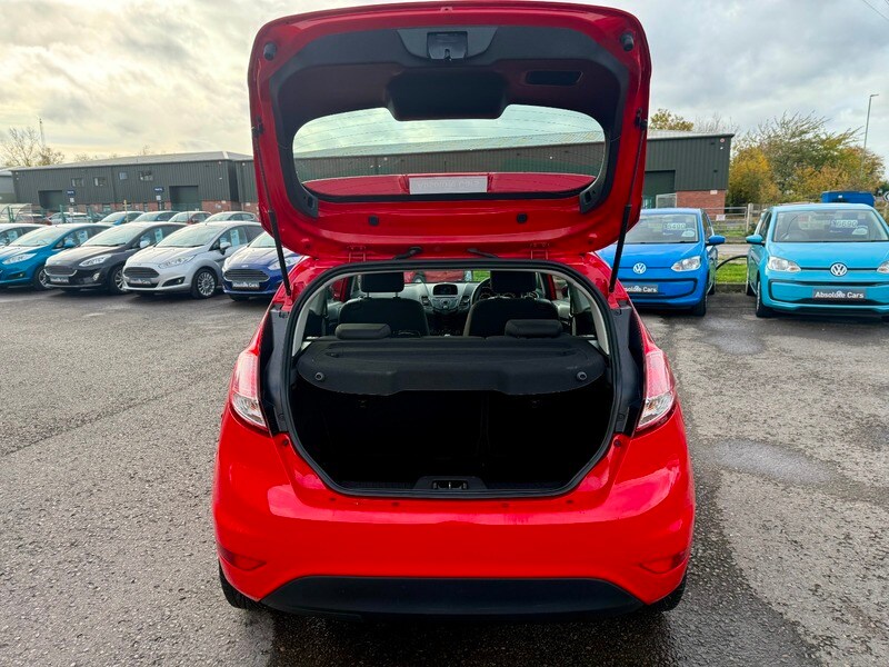 Used Ford Fiesta 2014 for sale - 76500605: Photo 13