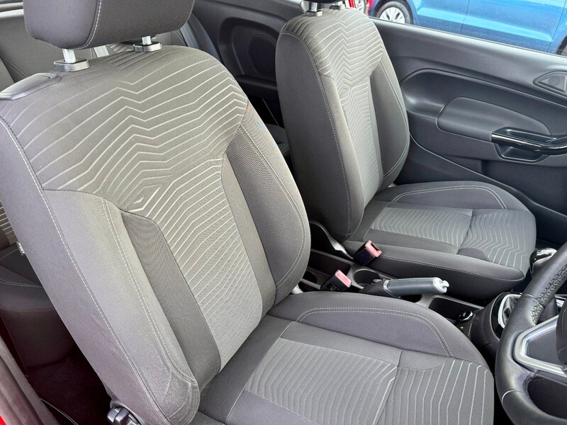 Used Ford Fiesta 2014 for sale - 76500605: Photo 16