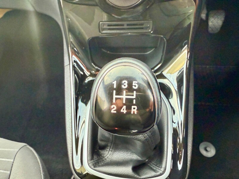 Used Ford Fiesta 2014 for sale - 76500605: Photo 22