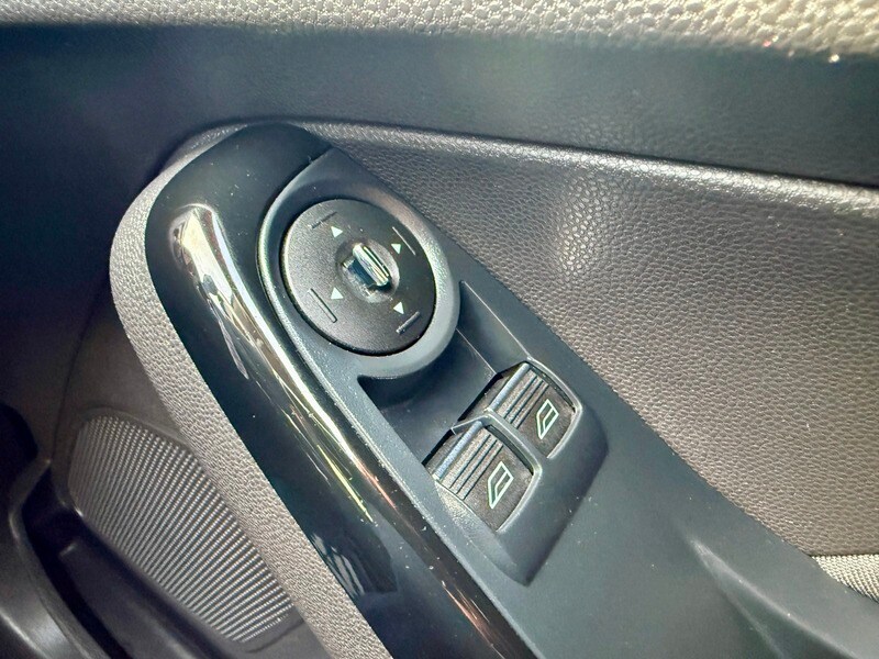 Used Ford Fiesta 2014 for sale - 76500605: Photo 27