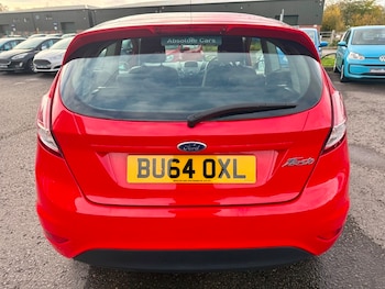 Used Ford Fiesta 2014 for sale - 76500605: Photo