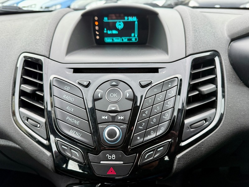 Used Ford Fiesta 2015 for sale - 76863631: Photo 21